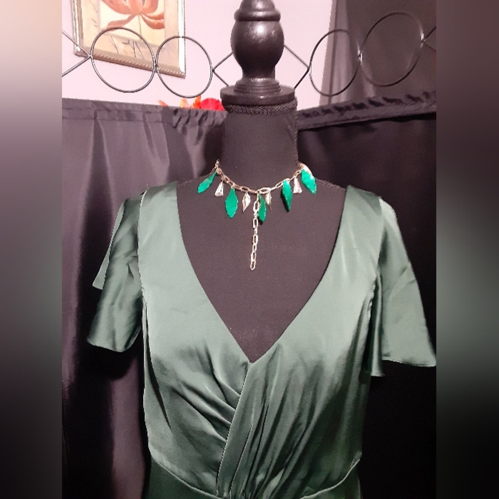 Azazie Olive Green Maxi Dress Poof Sleeves Women's Size 10 Bridesmaid Wedding - Picture 3 of 9